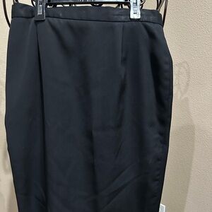 Vintage Jacqueline Ferrar black pencil skirt, size 12